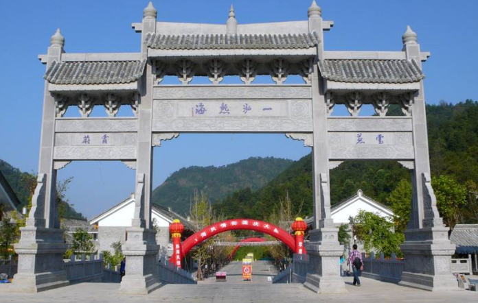 石雕牌坊：有哪些種類，設(shè)計(jì)時(shí)要考慮哪些因素？